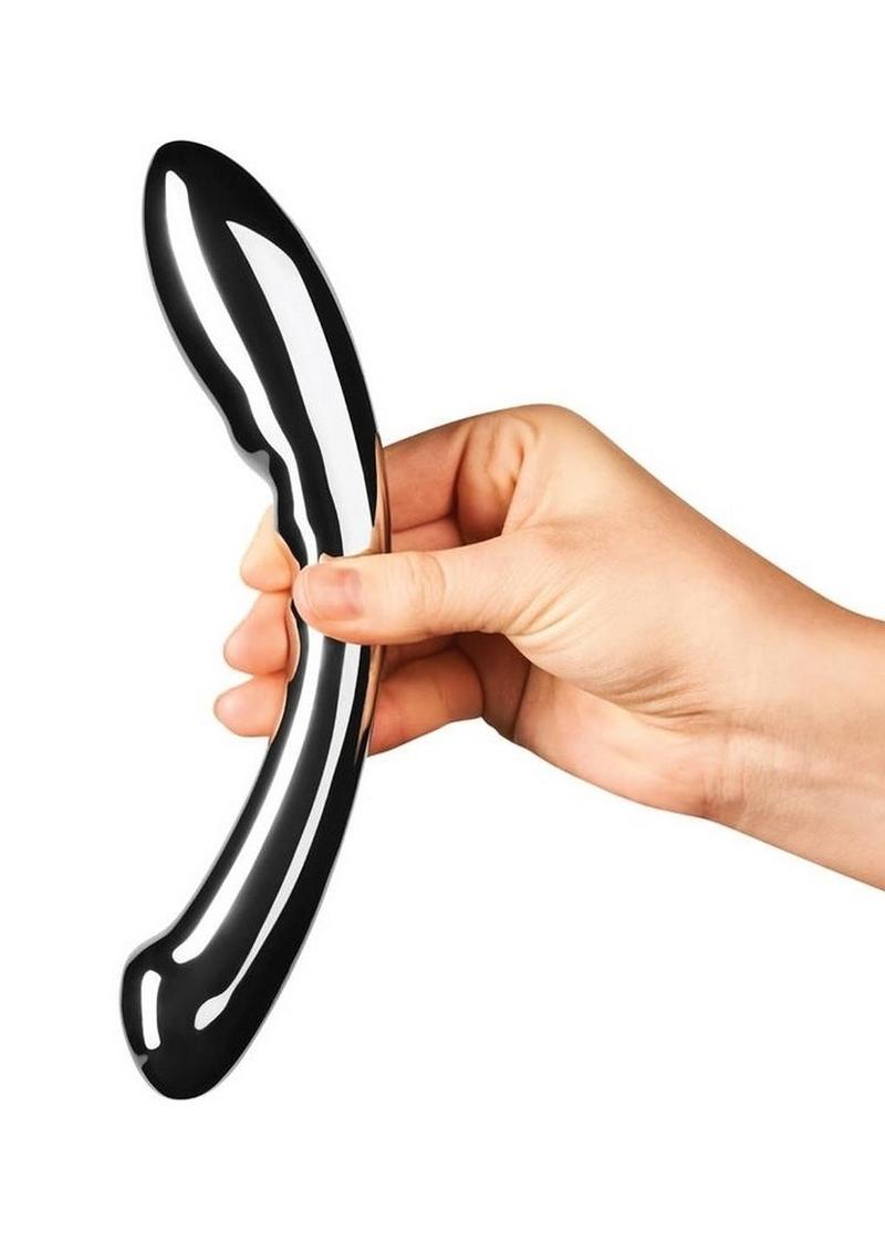 Le Wand Arch Dual End Dildo – Steel, close-up detail